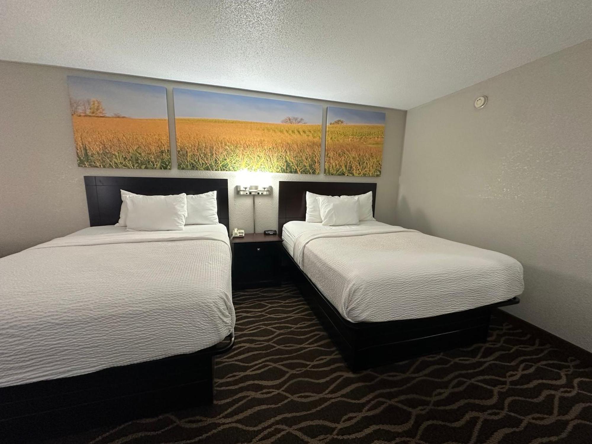 Days Inn & Suites By Wyndham Casey Exteriör bild